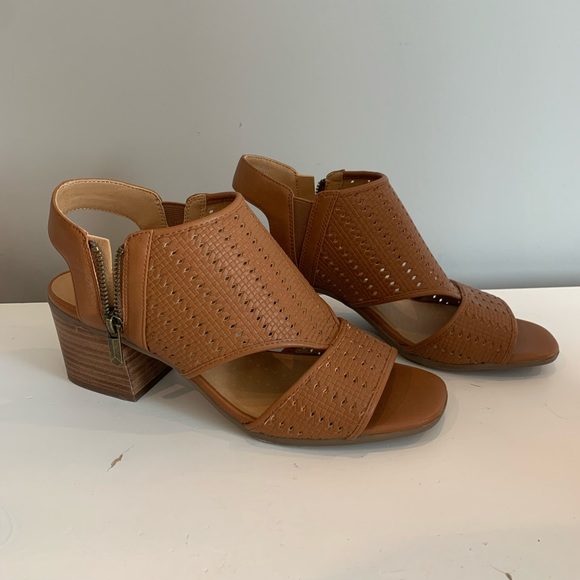 Crown Vintage Shooties. Size 9.5 - Picture 2 of 4